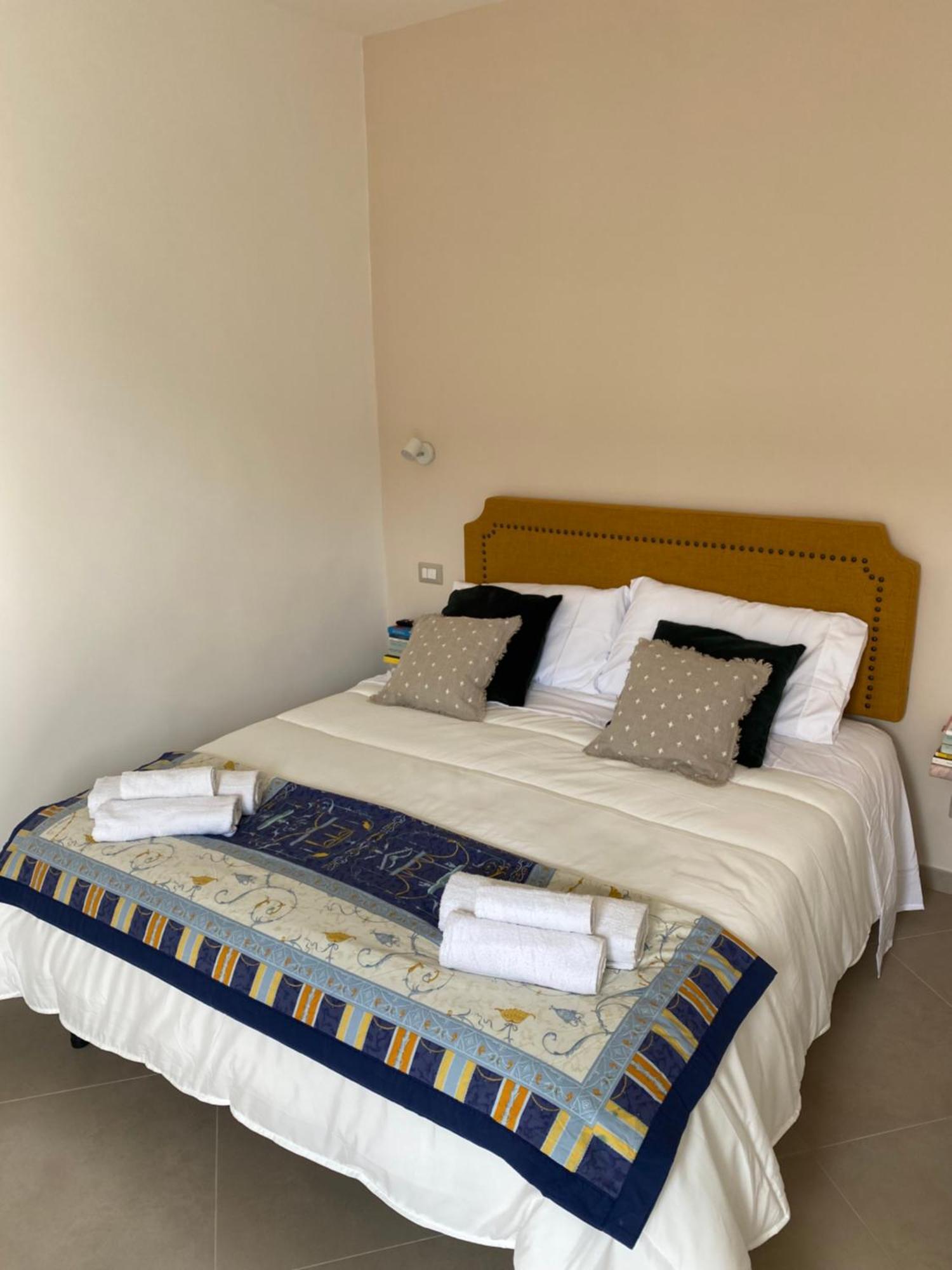 All'Imbrunire Exlusive Apartment Салерно Екстериор снимка
